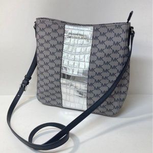 Michael Kors Crossbody bag